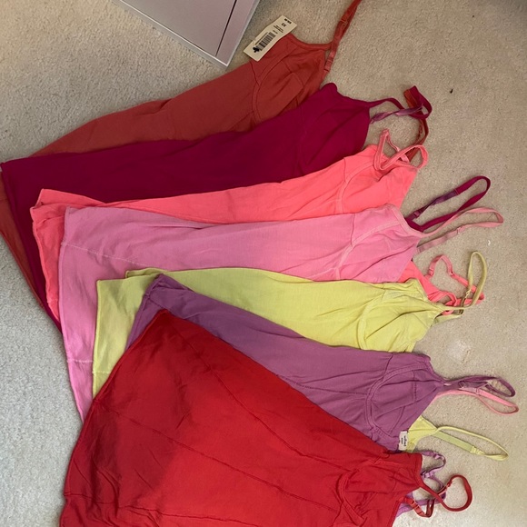 Wilfred aritzia bustier tank tops - Picture 1 of 1